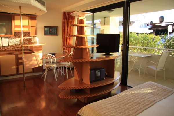 Hotel Quai des Princes Residence (Cap-d'Ail)